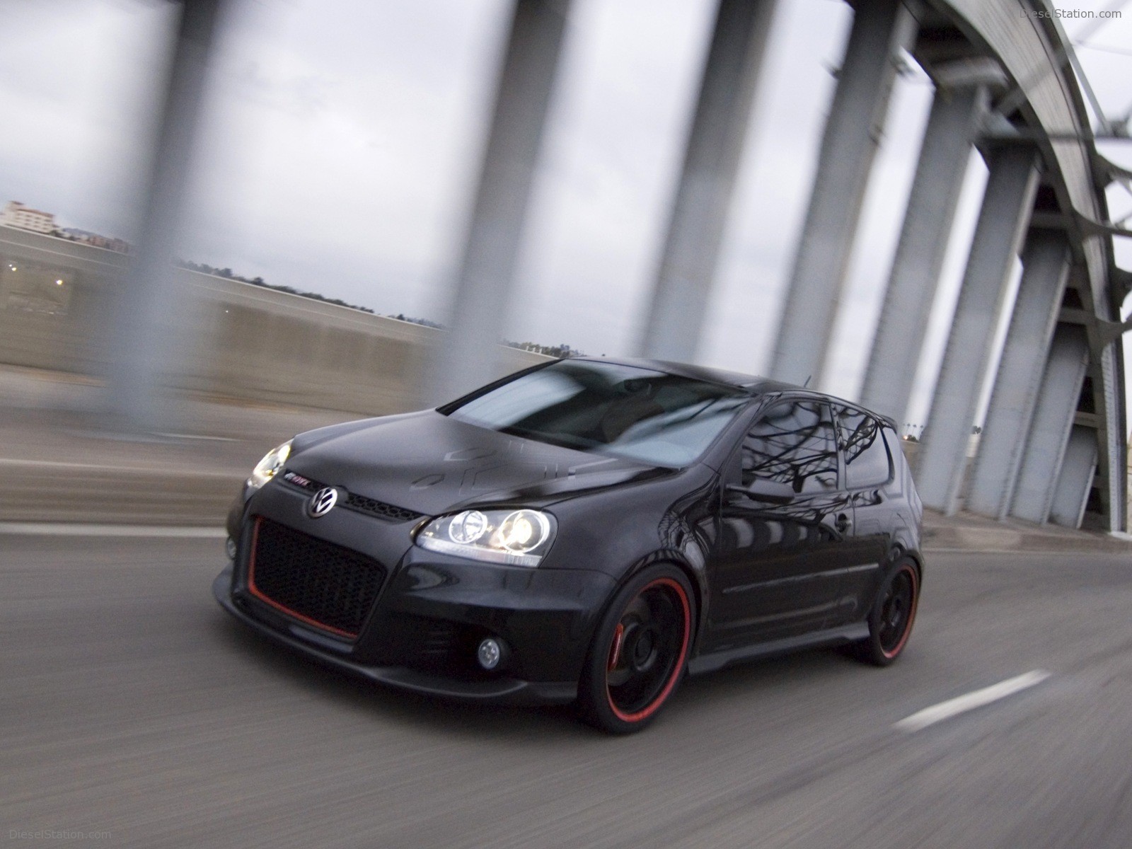 Volkswagen R-GTI (SEMA 2006)